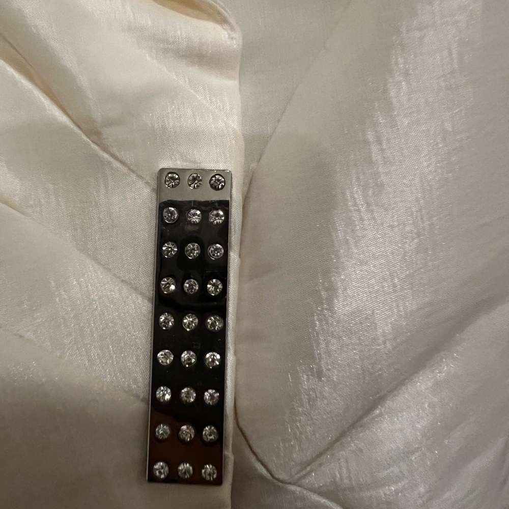 Nicole Off White Women’s Suit with Subtle Sheen Size 14 - Picture 10 of 12